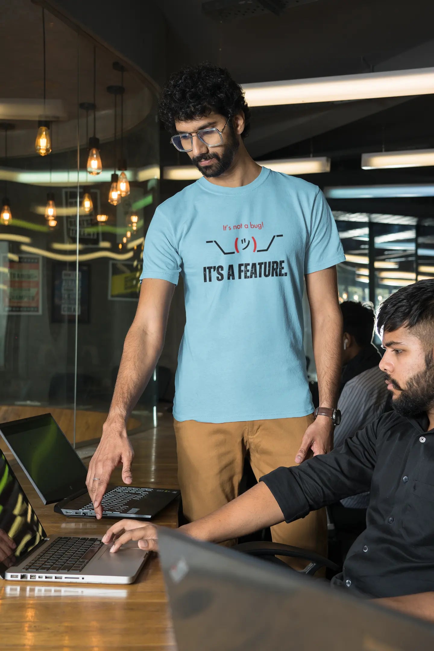 It's not a bug! It's a feature! - Unisex Classic T-Shirt DevHero India
