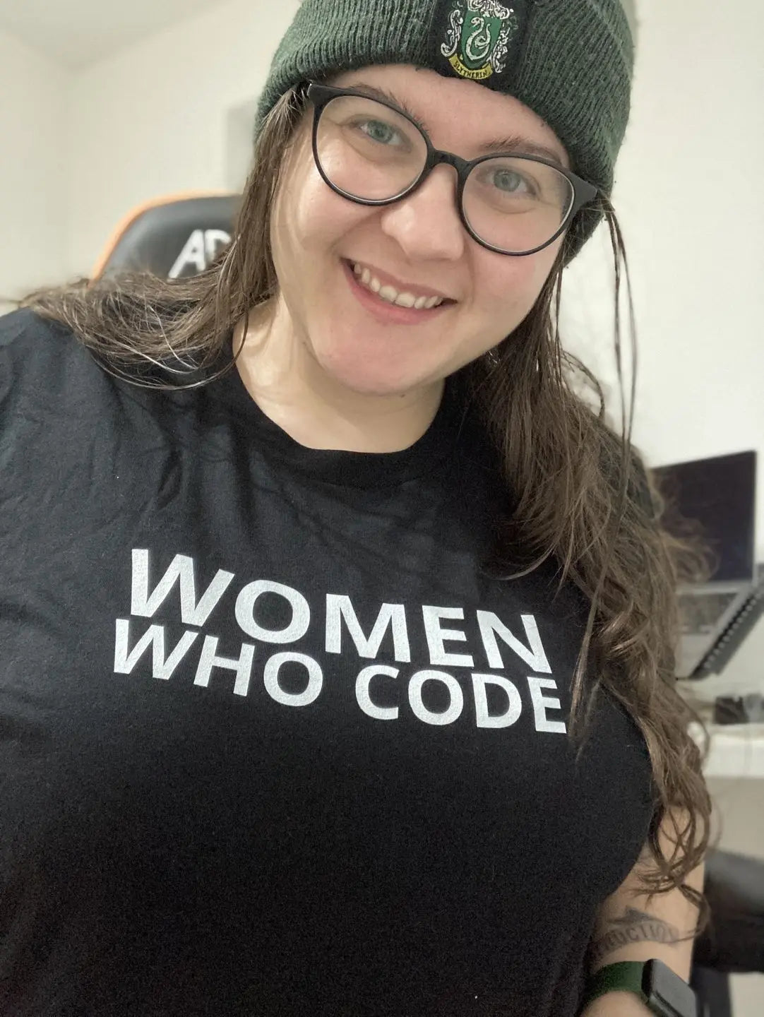 Women Who Code Empowering T-Shirt - Black - Inspiring and Comfortable DevHero India